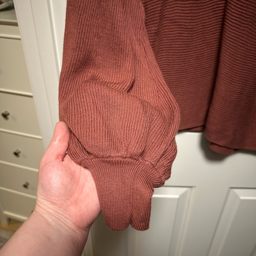 1.STATE Ribbed Balloon Sleeve Sweater - Picture 5 of 8